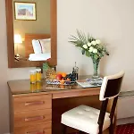 The Ripley Court 3*